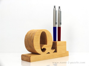 Wooden pen holder (3)